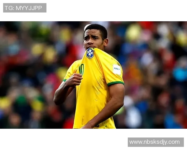 热苏斯的崛起与挑战：从巴西天才到欧洲足坛新星的奋斗历程